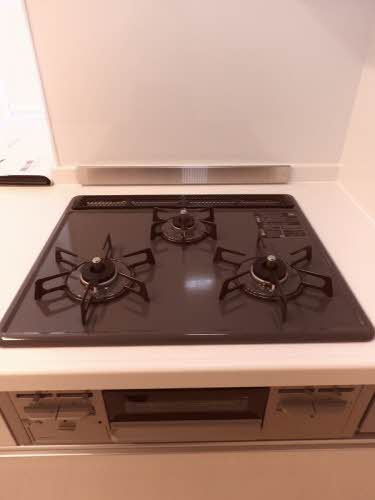 【シャーメゾンサンフォレスト　Ａ棟のキッチン】