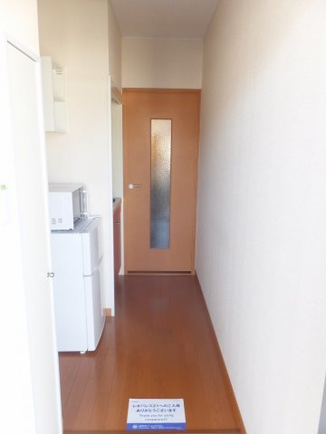 レオパレスアピオスの玄関