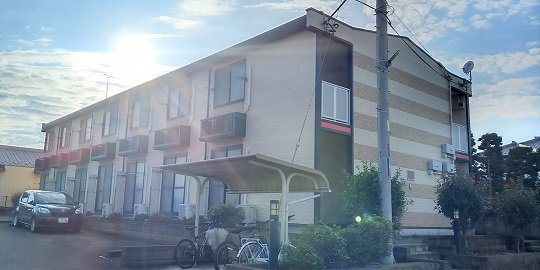 レオパレスアピオスの外観