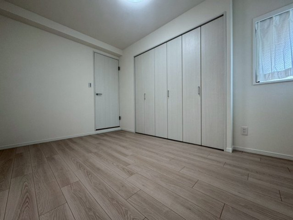 【ロイヤル芦屋川の寝室】