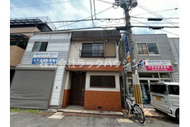 金田町2丁目テラスの外観