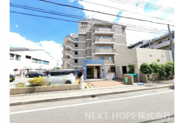 アプローズコートの外観