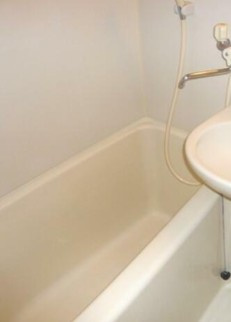 ベルビータ新高円寺の浴室