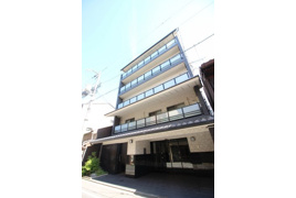 アンダンテ烏丸七条の外観