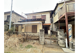 藤金890-22貸家の外観