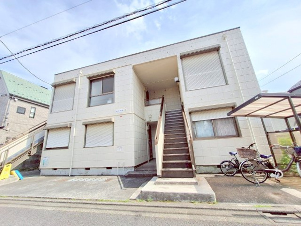 メゾンパールのエントランス