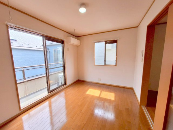 メゾンパールの居間