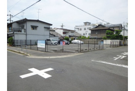 鳩ヶ瀬モータープール1の外観