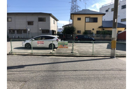 谷モータープールの外観