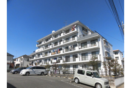 グリーンテラス千年の外観