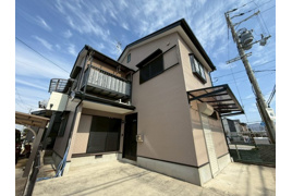 大安寺5丁目貸家の外観