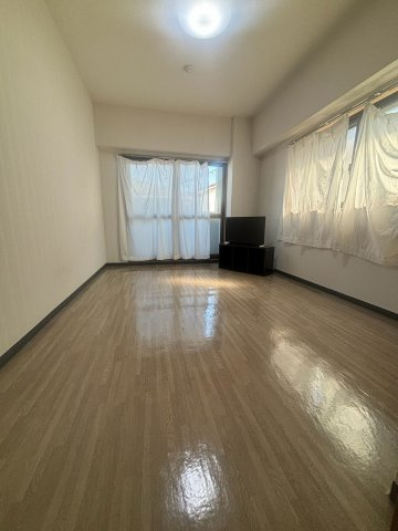 【スカイコートK1の居間】