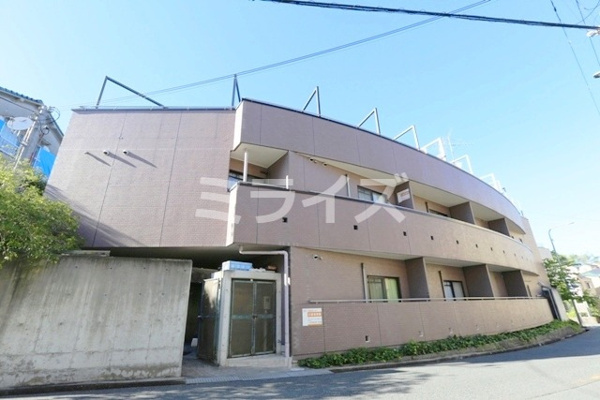 アルビヨン千里丘の外観