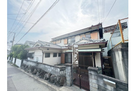 吹田市泉町5丁目貸家の外観