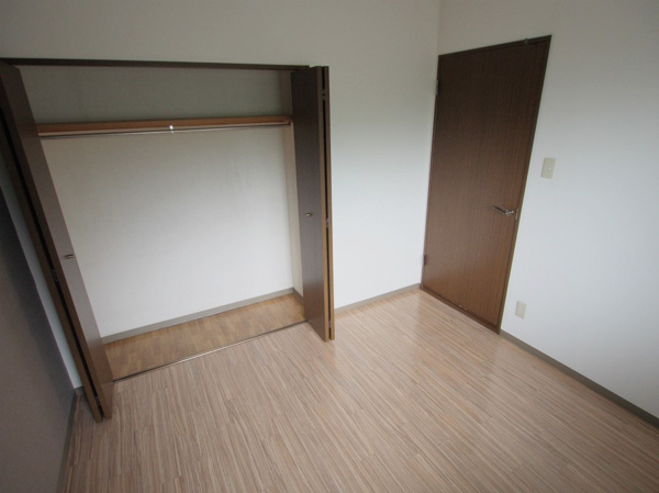 【グリーンコート毘沙門の収納】