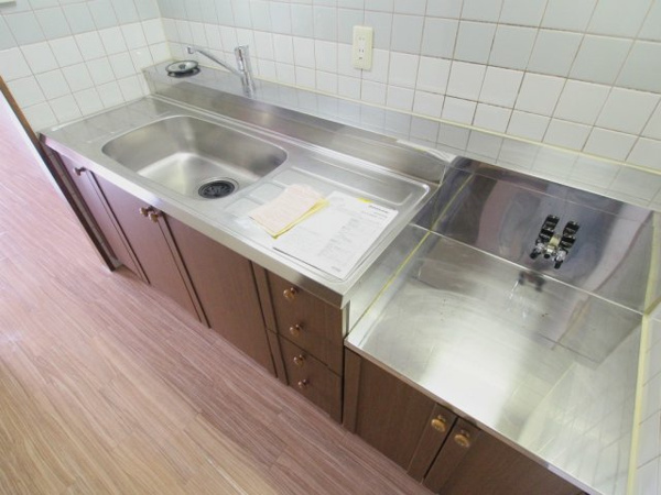 【グリーンコート毘沙門のキッチン】