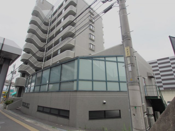 【グリーンコート毘沙門の外観】