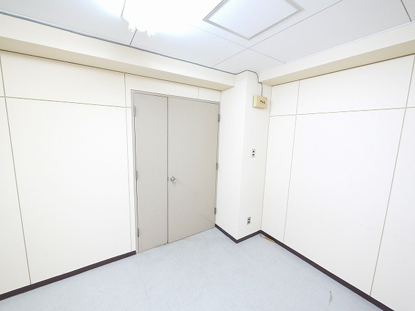 【千曲ビルの内装】