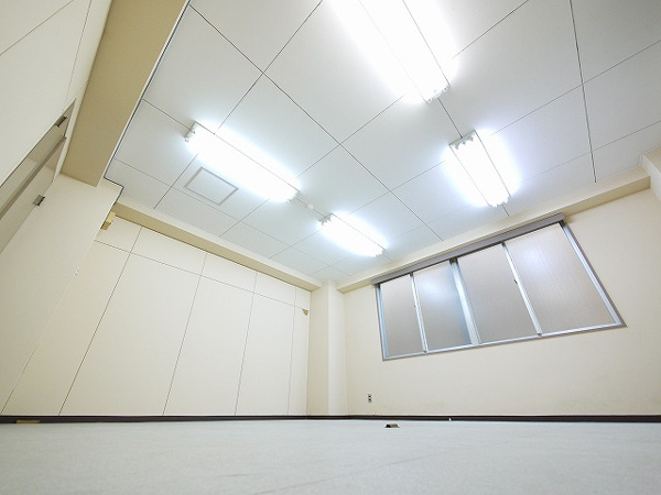 【千曲ビルの内装】