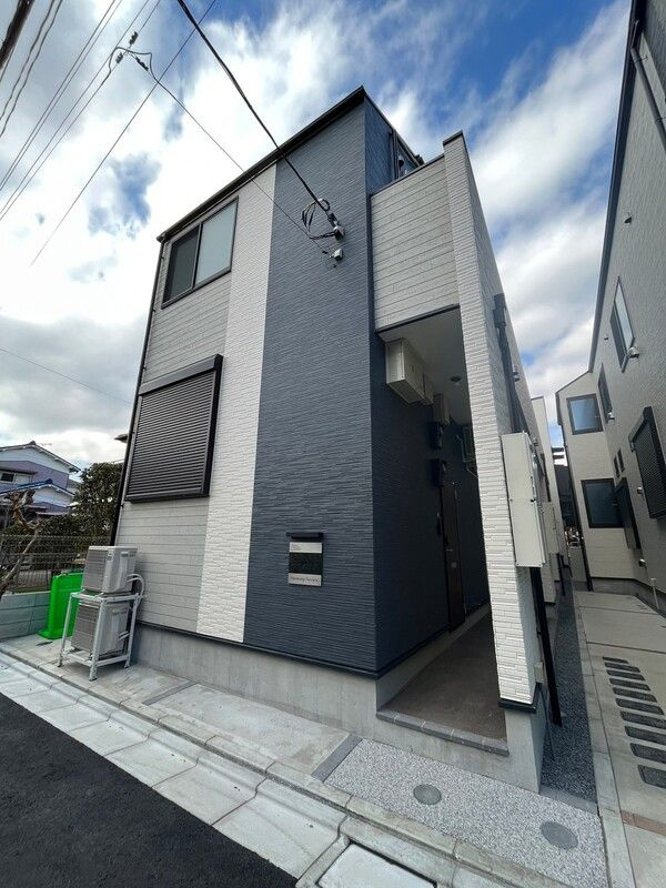 KOMOREBIのイメージ