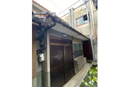 吉田下阿達町22-1貸家の外観