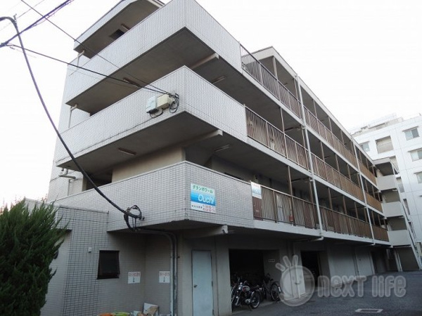 グランポワールの外観