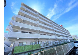 橿原市木原町のマンションの外観