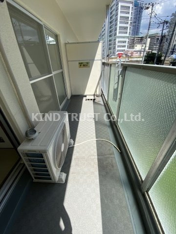 日商岩井中津マンションのバルコニー