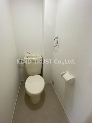 日商岩井中津マンションのトイレ