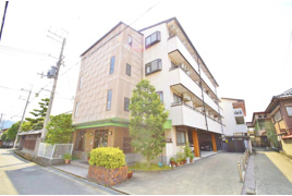 マンション福寿の外観