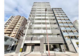 大阪市西区千代崎のマンションの外観