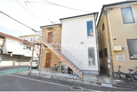 東大阪市稲田本町のアパートの外観