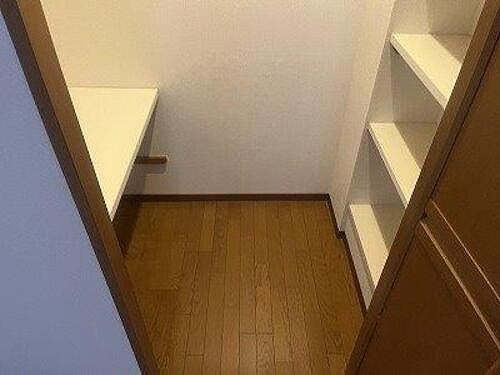 ライオンズマンション貝塚モリスの収納