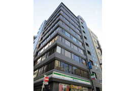 エコー京橋ビルの外観
