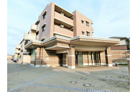 ナイスグランソレイユ越戸の外観