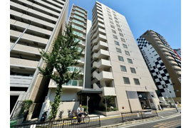 ルネ江坂の外観