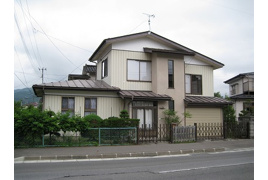 遠野市穀町の戸建ての外観