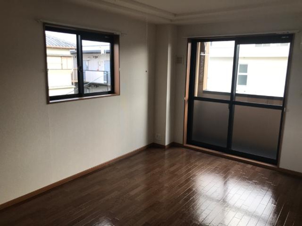 ハイツ南丸の内の内装