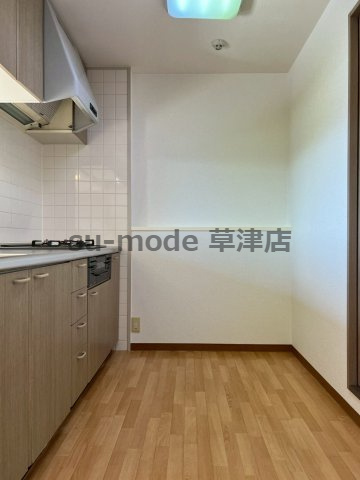 メゾンドール瀬田公園都市1番館の居間