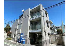 グラントレゾール明大前の外観