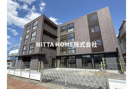 ブルジェオン駅南の外観