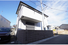 鶴沢コーポC号棟の外観