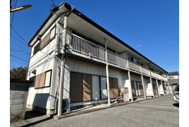 春日部市八丁目のアパートの外観