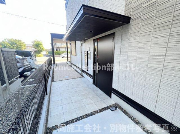 【Euzak Residence Gifu Westのエントランス】