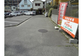 森上駐車場(西側)の外観