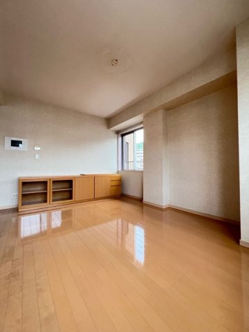 ケーズスクエアの居間