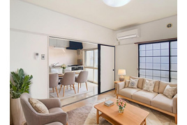 ガーデンコート篭田の外観