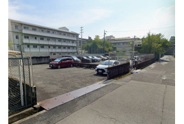 江坂町4丁目月極駐車場の展望