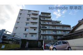 草津パーク・ホームズの外観