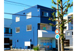 静岡市駿河区敷地の事務所の外観